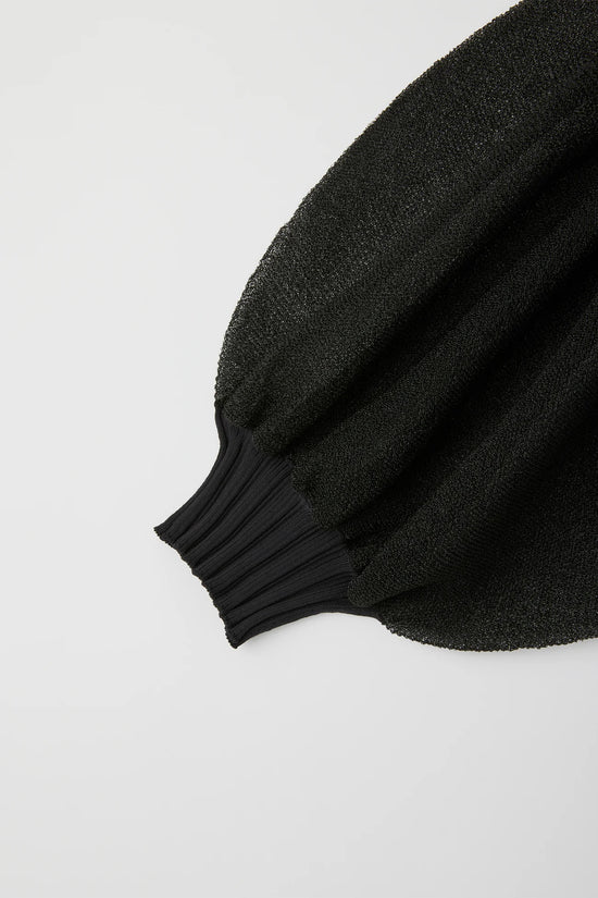 CFCL FLUTED LUCENT SHORT PUFF SLEEVE TOP