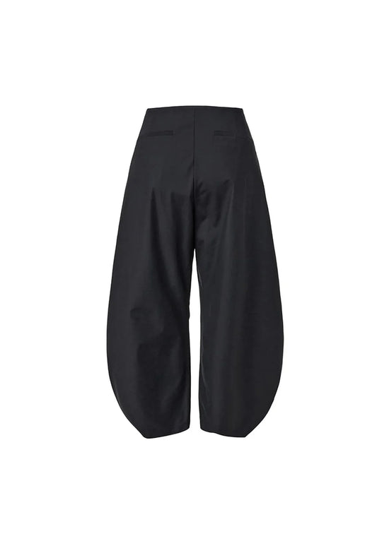 AMOMENTO curved silhouette pants