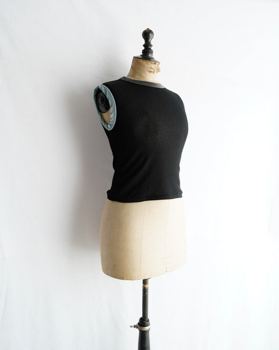 FILL THE BILL NO SLEEVE VELOR TRIM