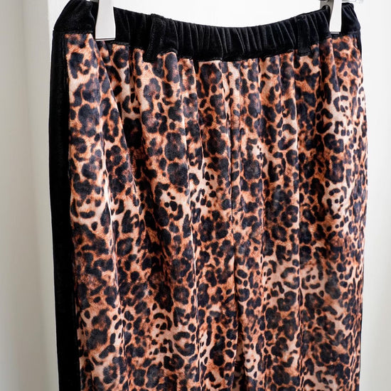 LEOPARD VELOR PANTS