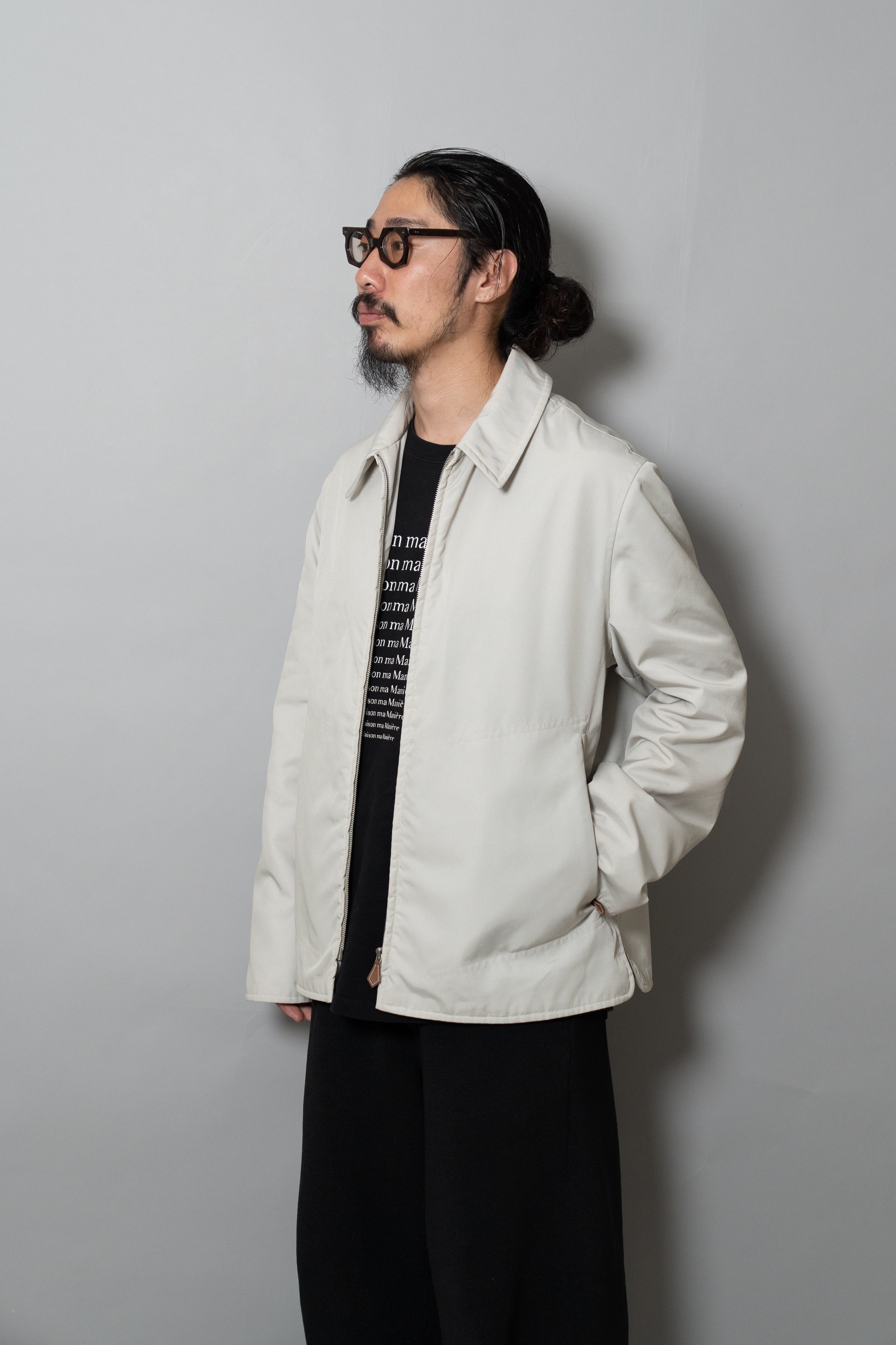 HERMES、ビニールジャケット.L〜XL. HERMES L.Gray Zip Nylon Jacket – Maison ma Manière