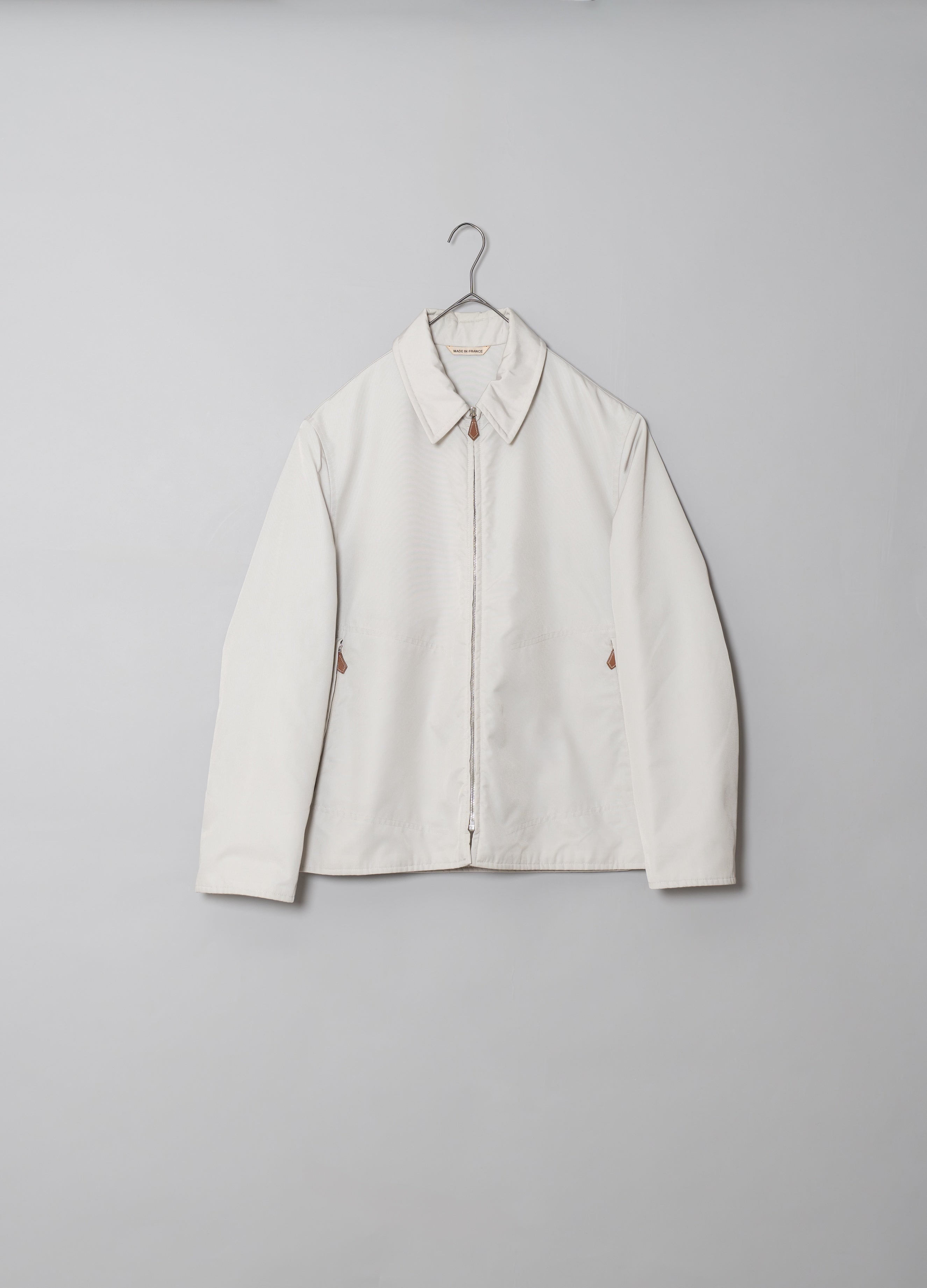 HERMES、ビニールジャケット.L〜XL. HERMES L.Gray Zip Nylon Jacket – Maison ma Manière