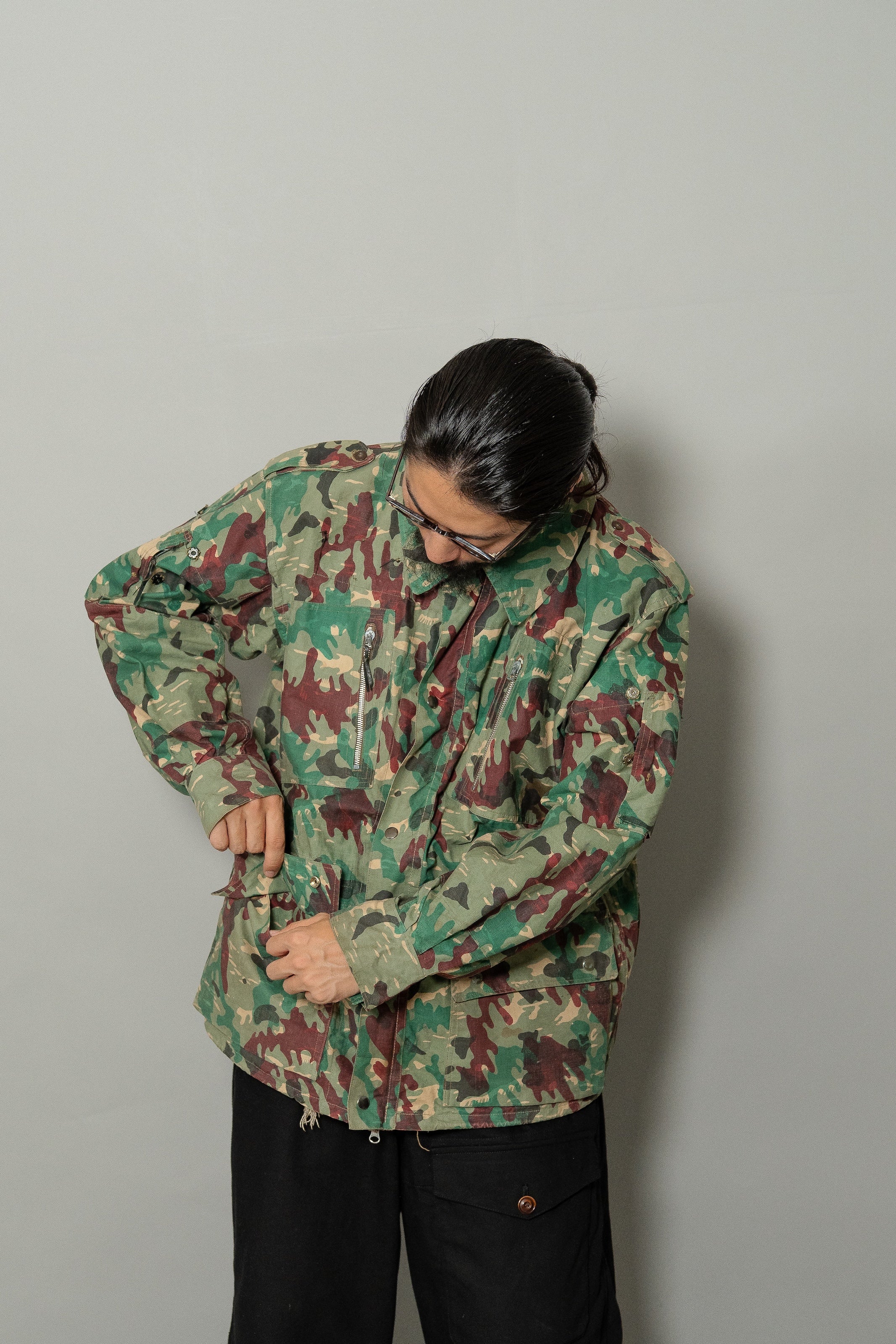 1960's Spanish Army M-60 Boscosos camouflage paratrooper jacket