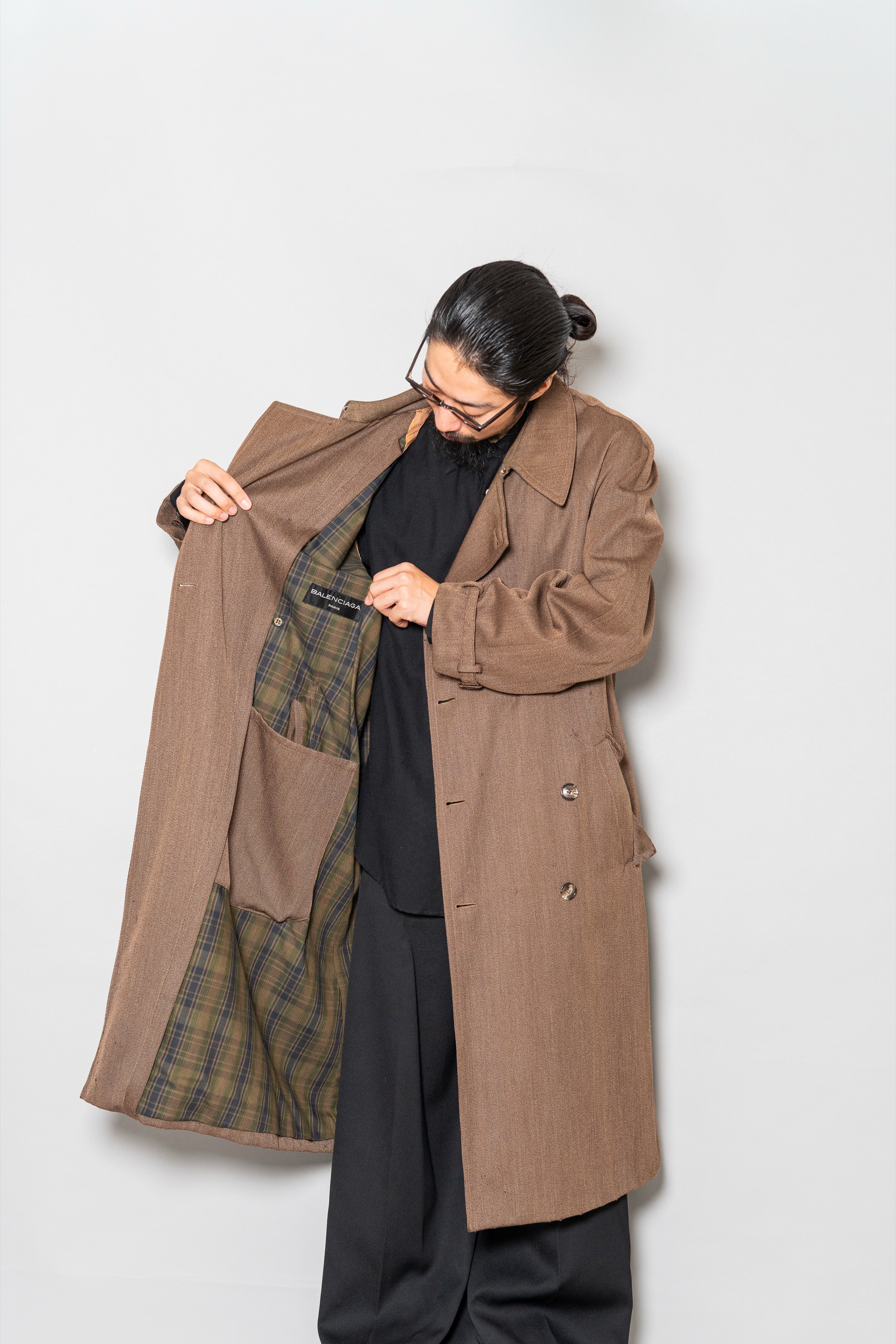BALENCIAGA　バレンシアガ　トレンチコート　ARCHIVE ○送料込○BALENCIAGA○オーバーサイズ トレンチコート (BALENCIAGA