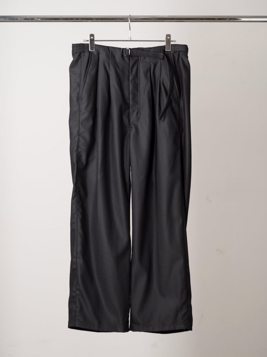ANCELLM WOOL SATIN BELT-LESS SLACKS