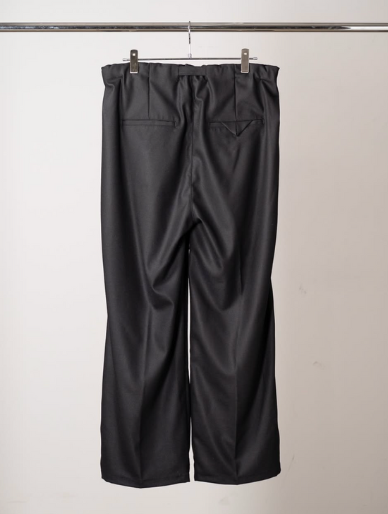 ANCELLM WOOL SATIN BELT-LESS SLACKS