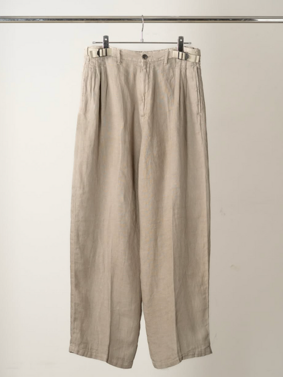 ANCELLM BELTED LINEN TUCK SLACKS