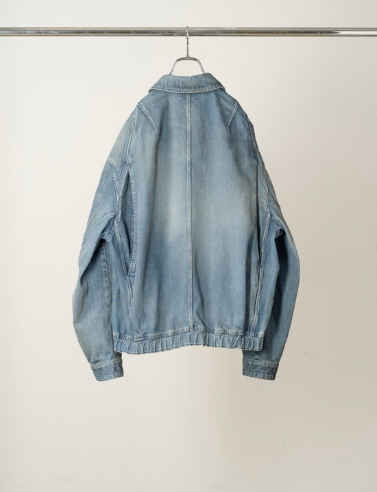 AGING DENIM TUCK JACKET