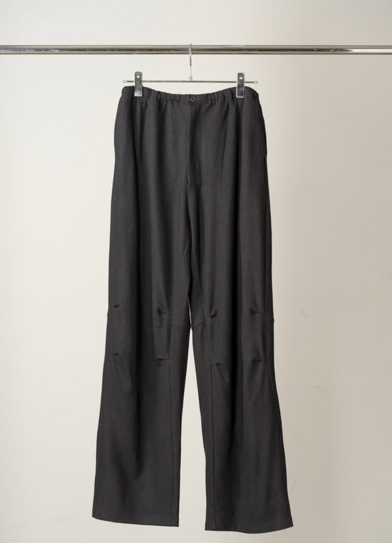 ANCELLM WOOL CUT KNEE TUCK SLACKS