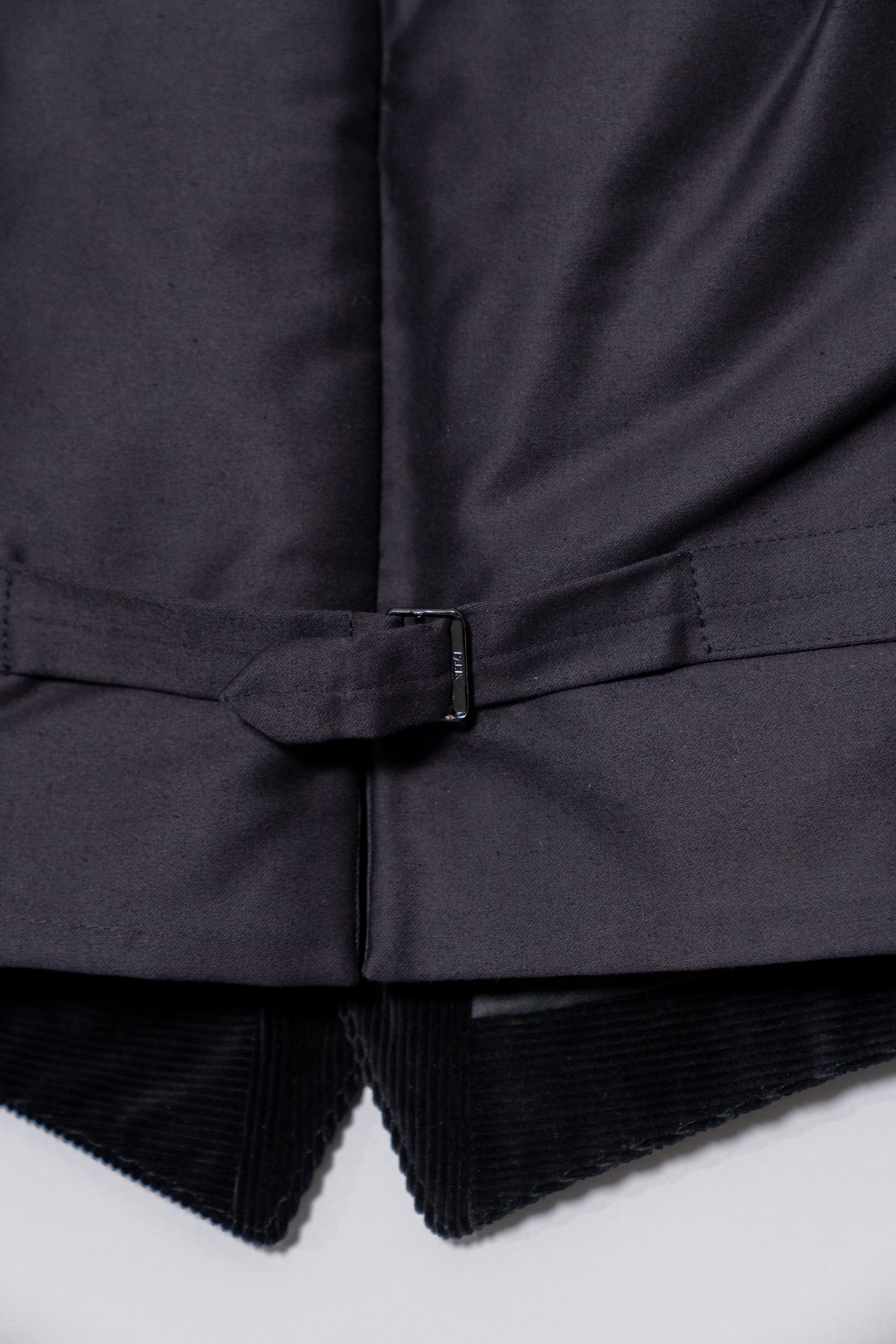 1960s FRENCH VINTAGE Black Corduroy Corsican Hunting Vest – Maison 