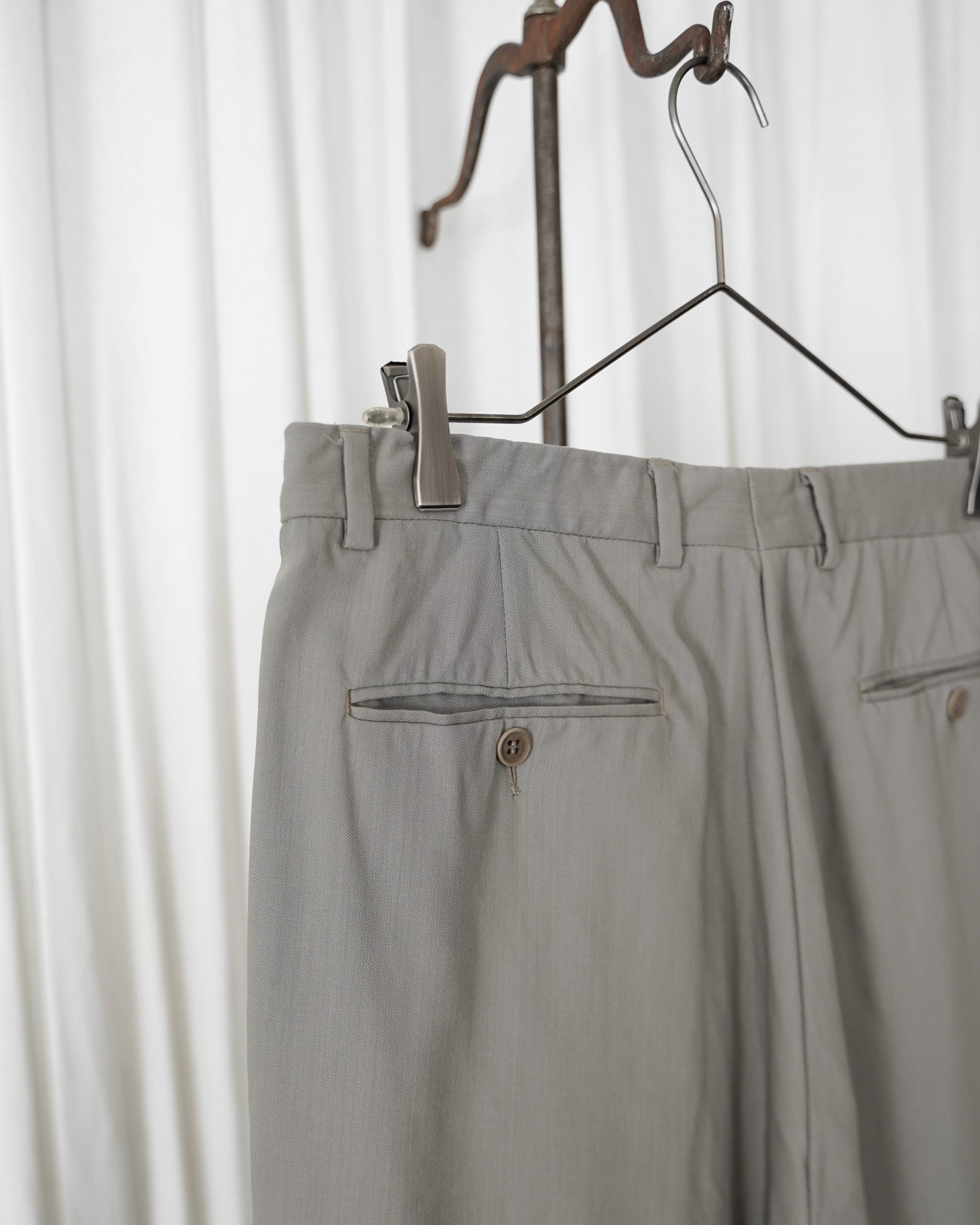 d*a様 00s Giorgio Armani 2tuck Wide slack GIORGIO ARMANI 2Tuck Trousers – Maison ma Manière