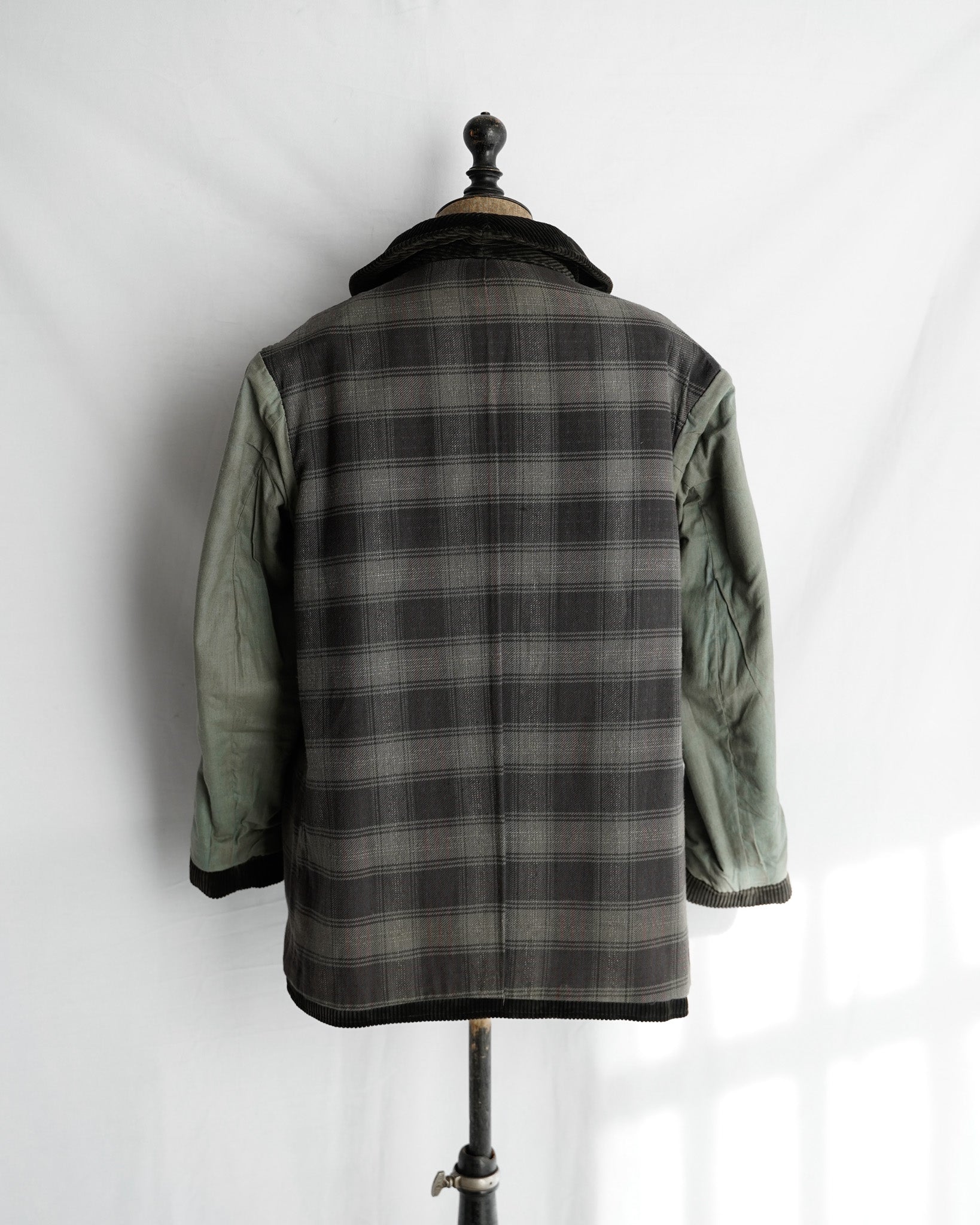 1940's French Vintage Black corduroy hunting jacket with animal