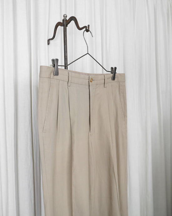ISSEY MIYAKE Trousers