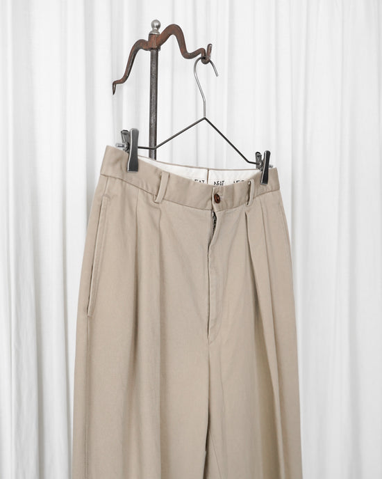 NEAT Chino/SIZE 46