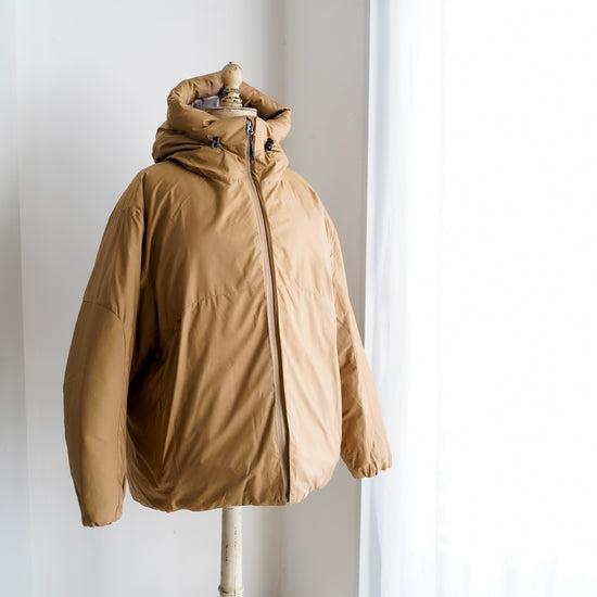 ORGANIZED HOODED PUFF BLOUSON - PE.ECO RIPSTOP - SORONA DUPONT