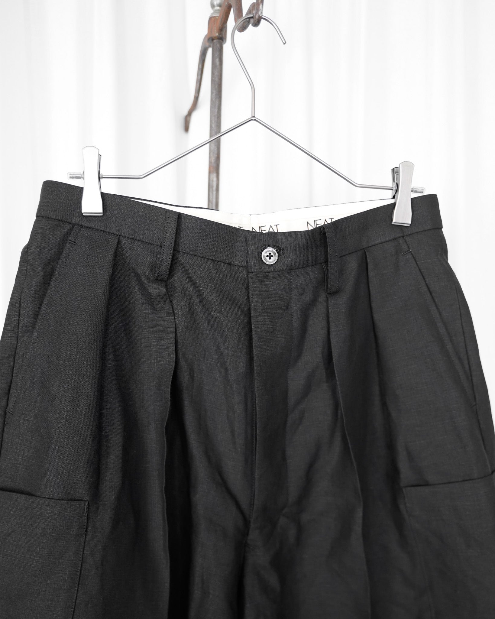 NEAT Spence Bryson Linen Cargo Shorts – Maison ma Manière