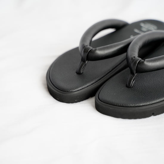 SETTA SANDALS