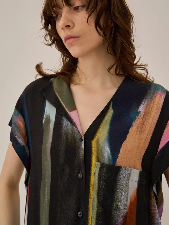 AKIRANAKA Empty stripe shirt BK