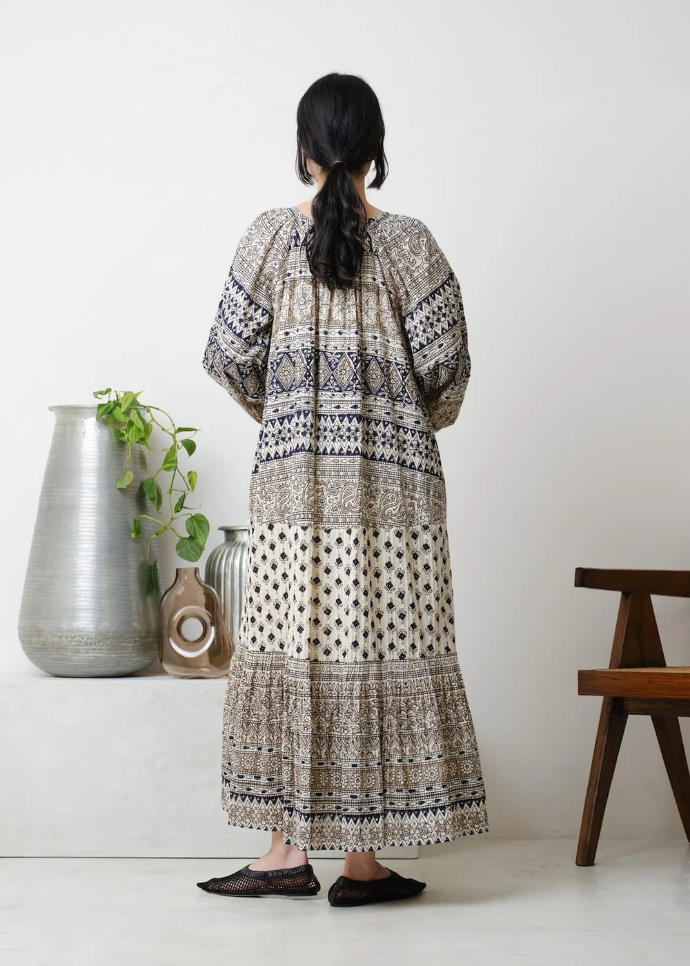Sara mallika Cotton Lurex Border Print Long Dress – Maison ma Manière