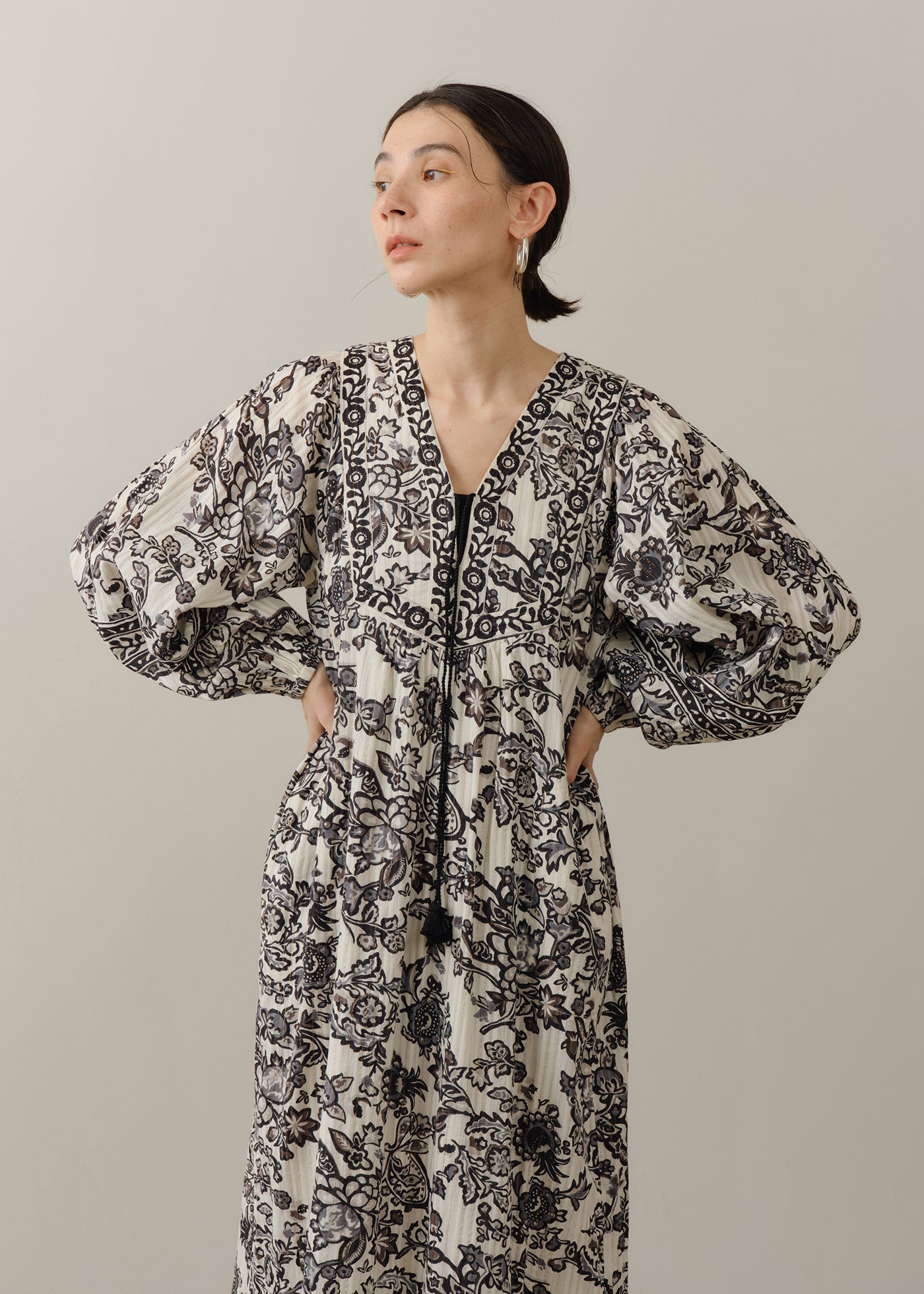 Sara mallika Paisley Flower Print Dress – Maison ma Manière
